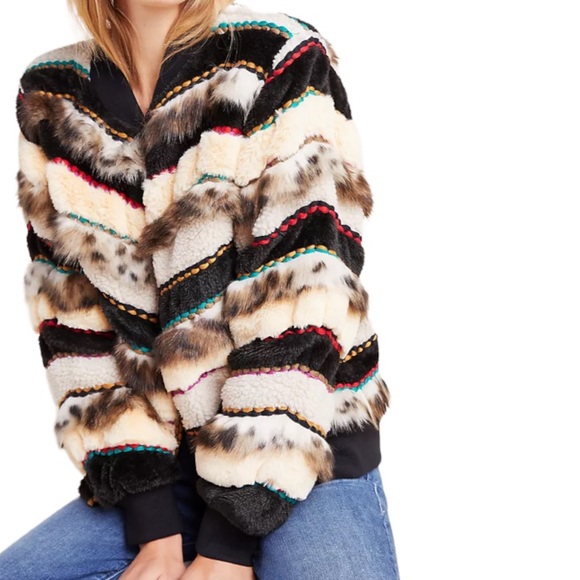 Conditions Apply Textured Trieste Faux Fur & Sherpa Button Up Bomber Jacket- S - Picture 10 of 12